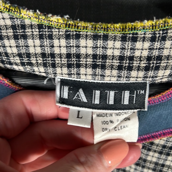 Geisha Rayon HTF Womans Blouse - Picture 4 of 6